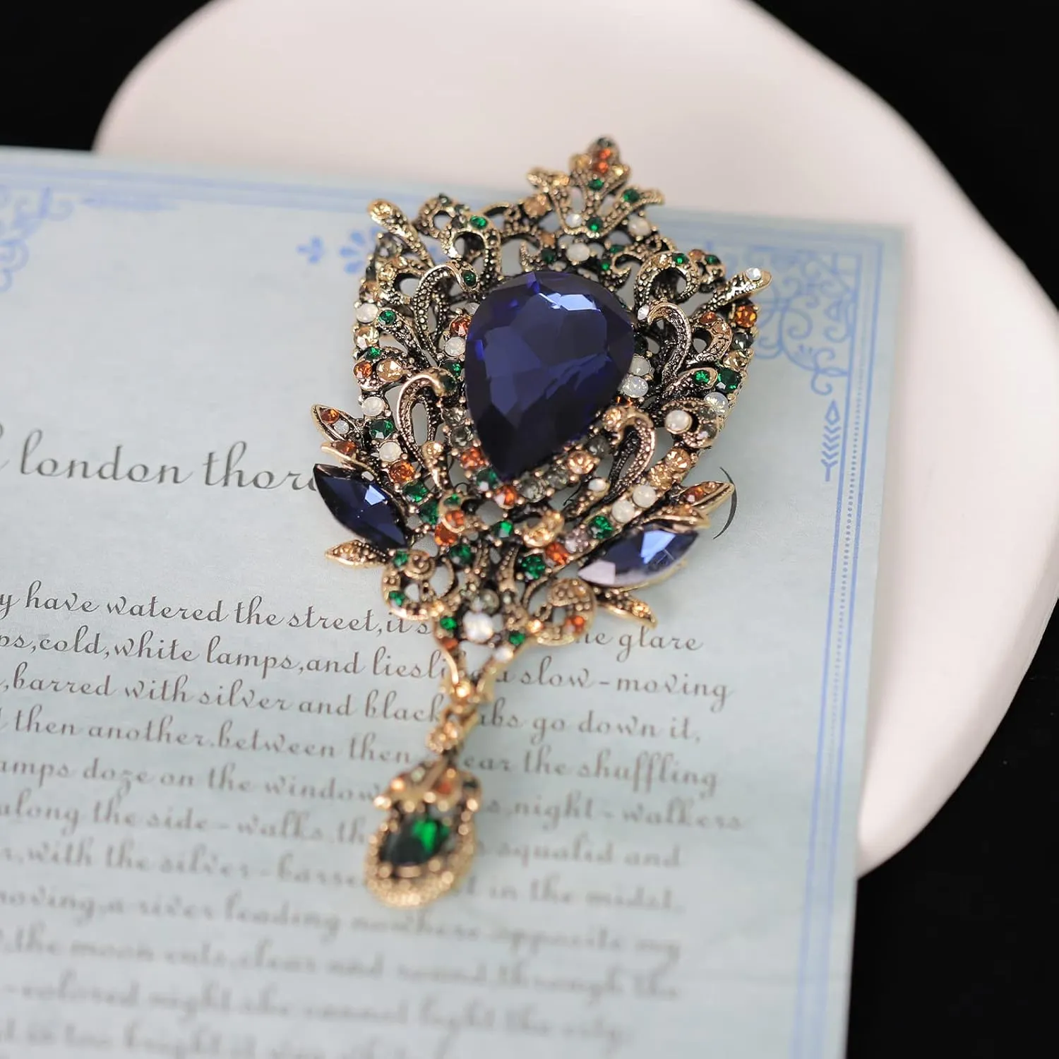 HandMade Large Rose Rhinestone Brooch - Women's Vintage Flower Brooch Pins for Weddings, Anniversaries, New Year & Valentine's Day