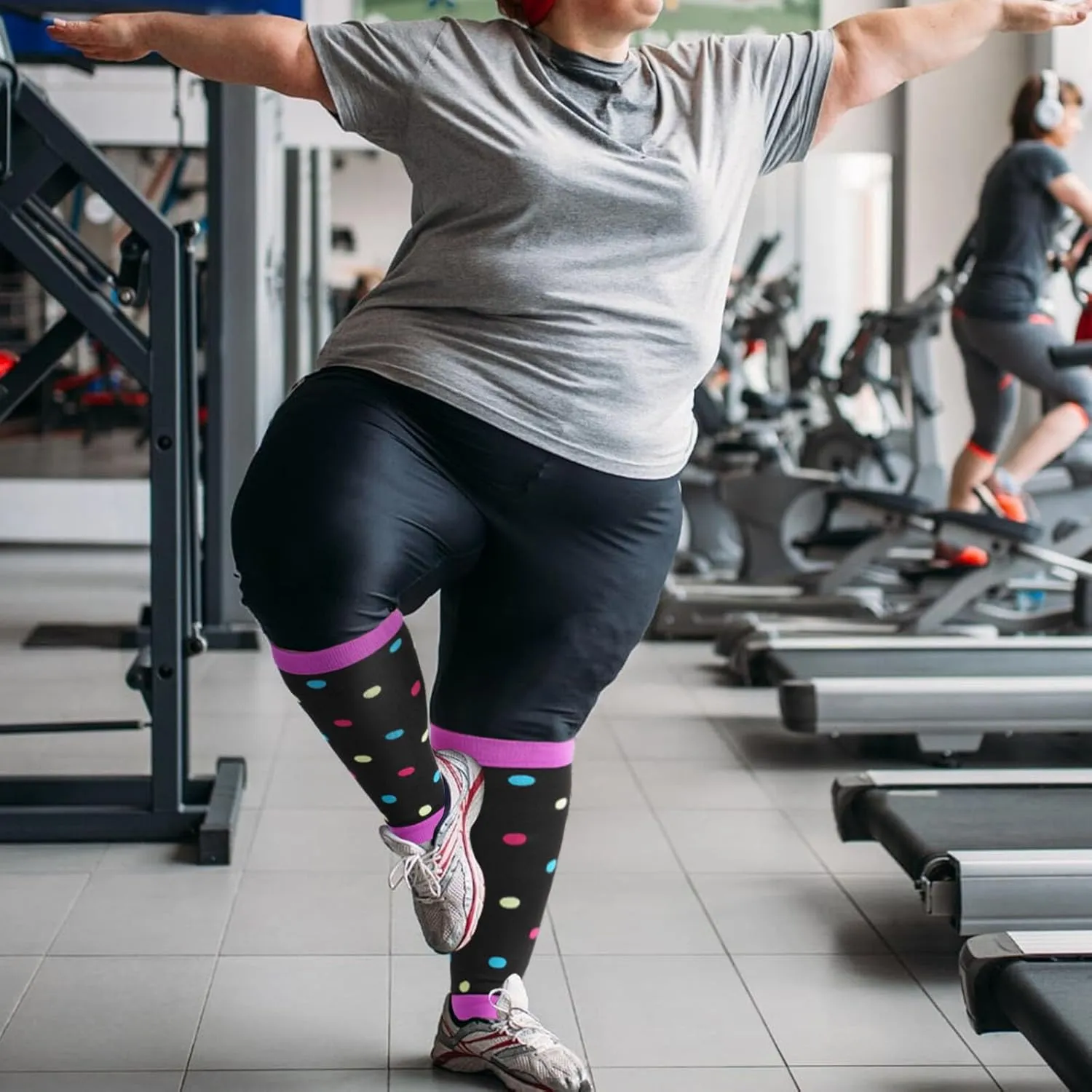 Plus Size Compression Leg Sleeves for Women& Men 15-20mmHg Wide Calf Knee High Leg Sleeves