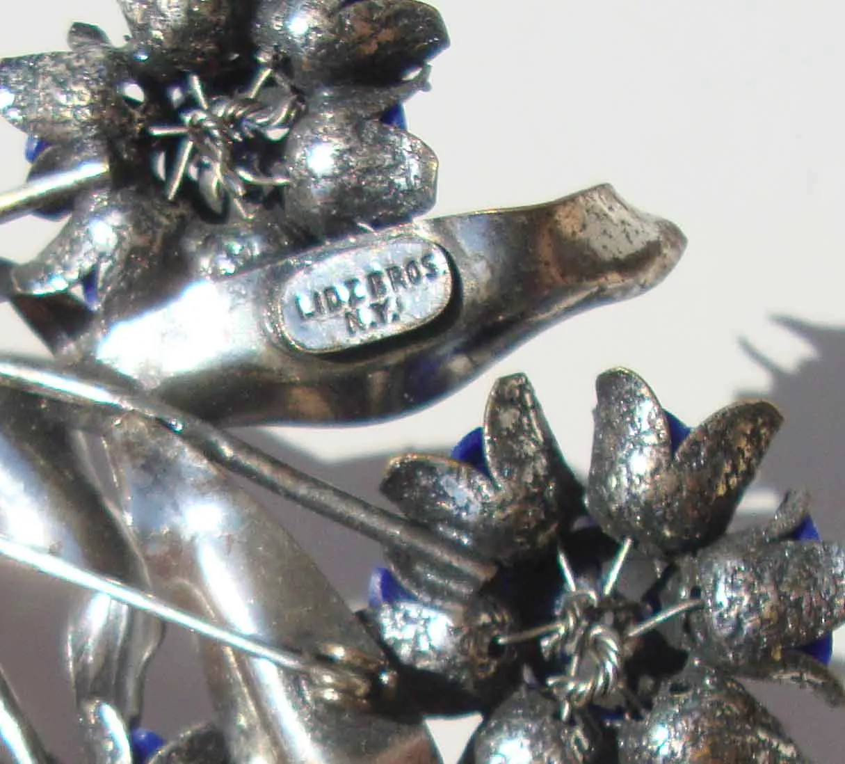 Vintage Lidz Brothers Flower Brooch Blue Floral Bouquet Pin